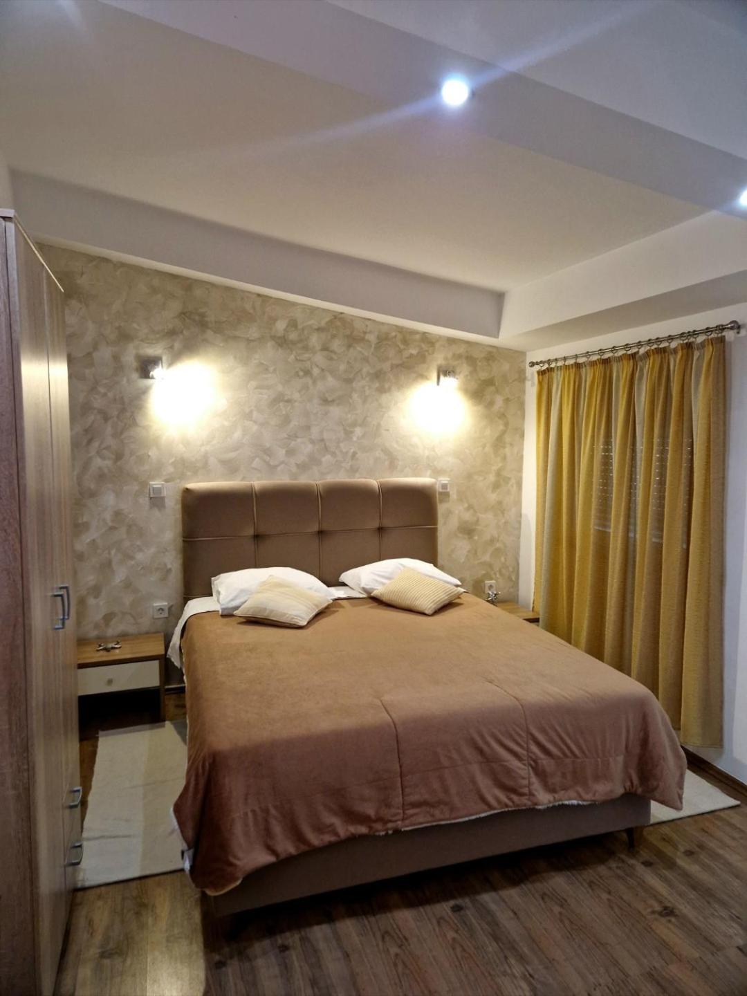 سبليت The Garden Rooms & Suites المظهر الخارجي الصورة