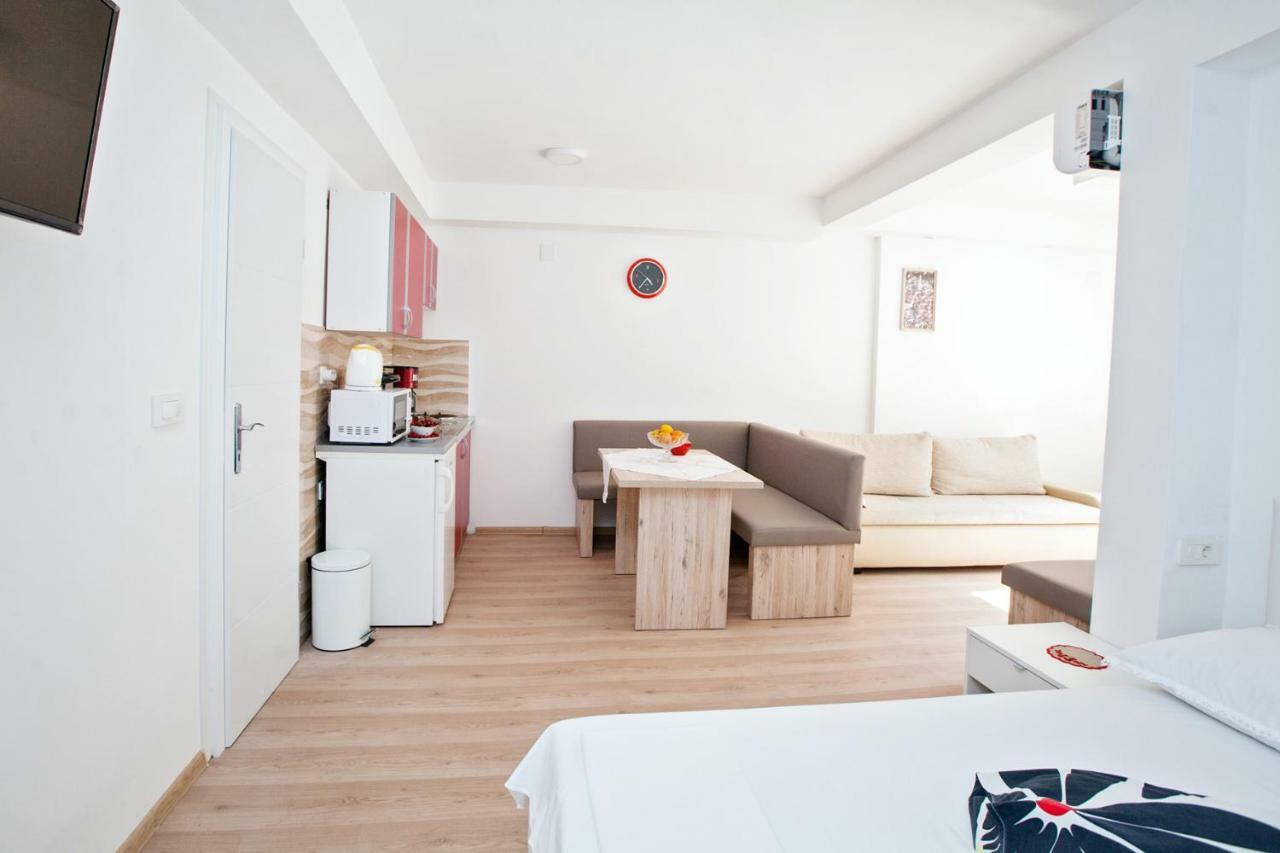 سبليت The Garden Rooms & Suites المظهر الخارجي الصورة