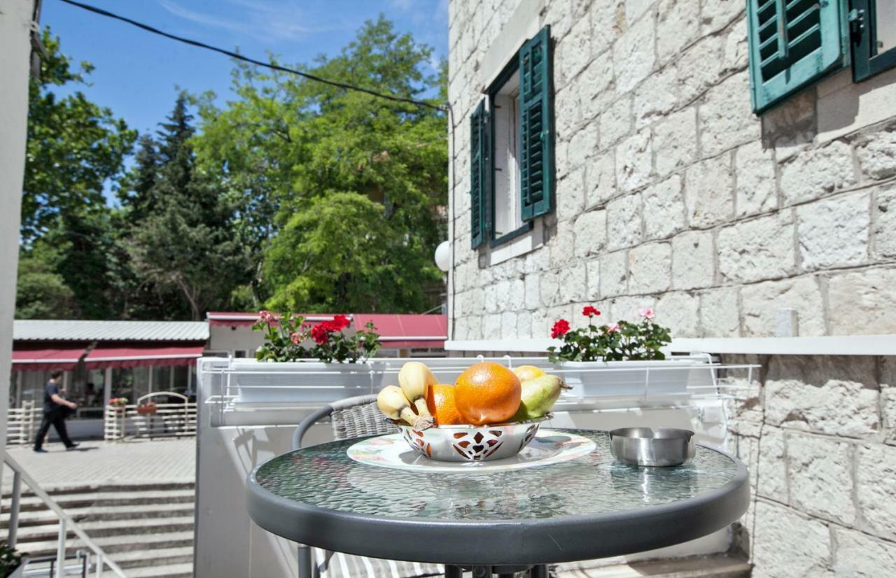 سبليت The Garden Rooms & Suites المظهر الخارجي الصورة
