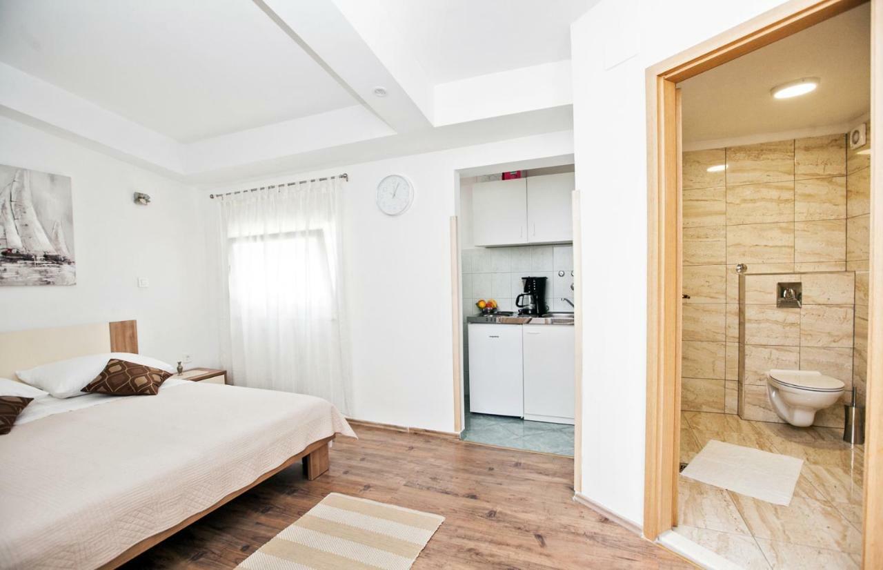 سبليت The Garden Rooms & Suites المظهر الخارجي الصورة