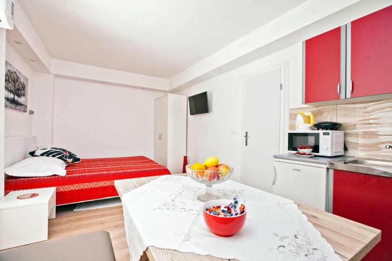 سبليت The Garden Rooms & Suites المظهر الخارجي الصورة