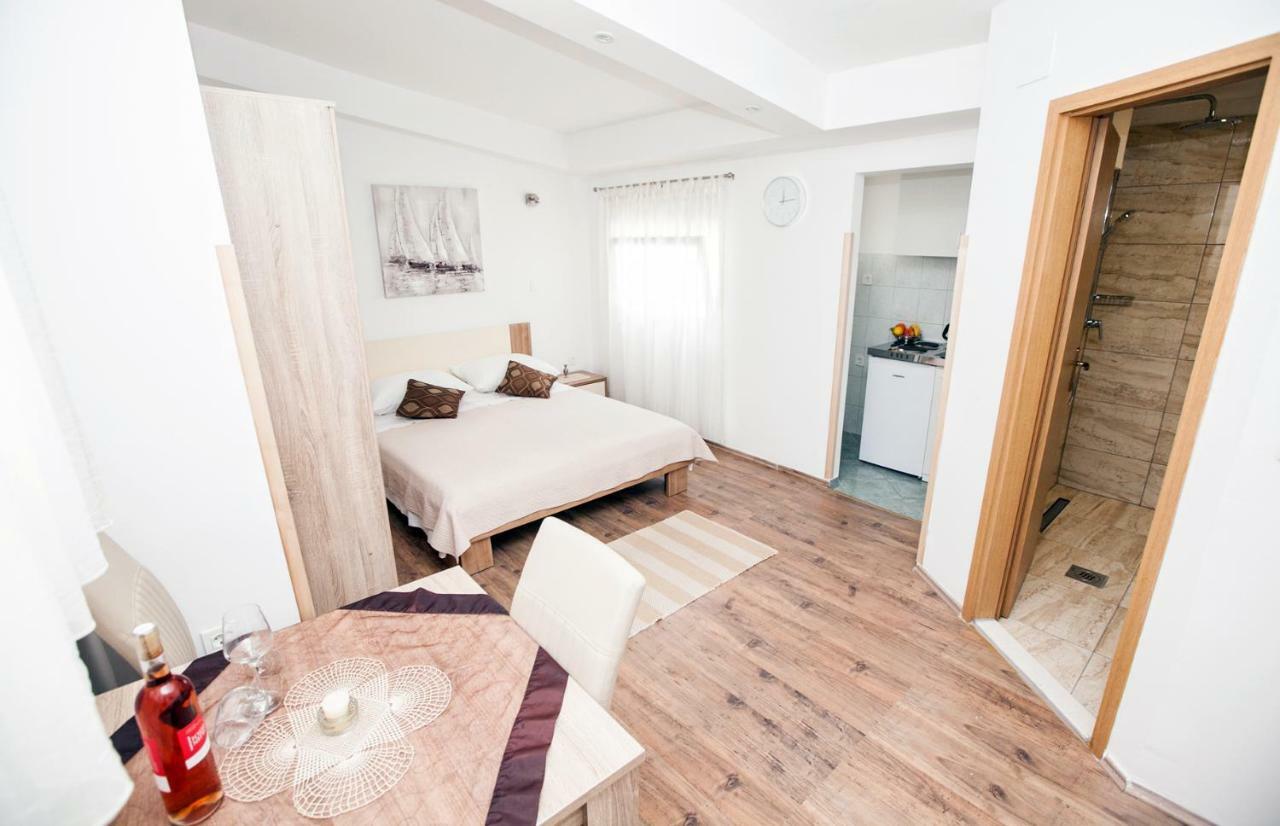 سبليت The Garden Rooms & Suites المظهر الخارجي الصورة